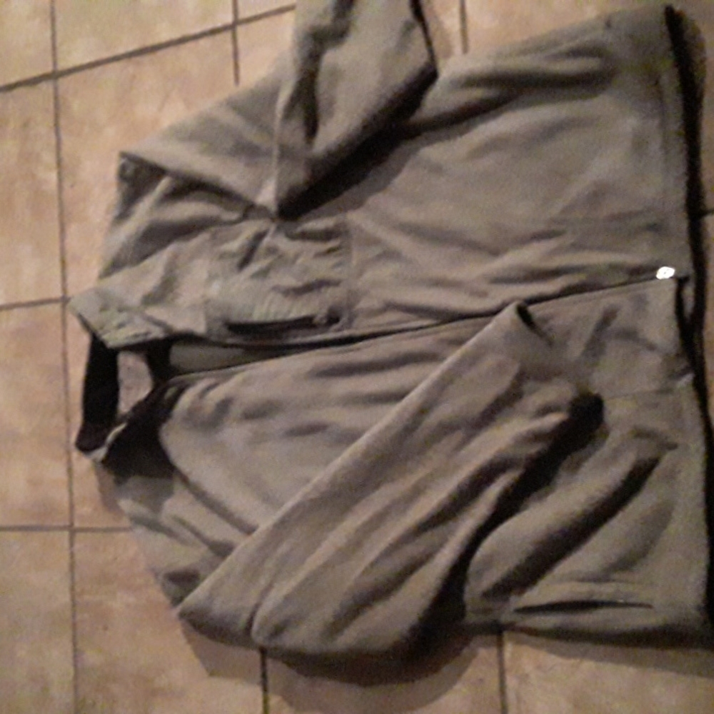 Fleece - Picture 7 of 7
